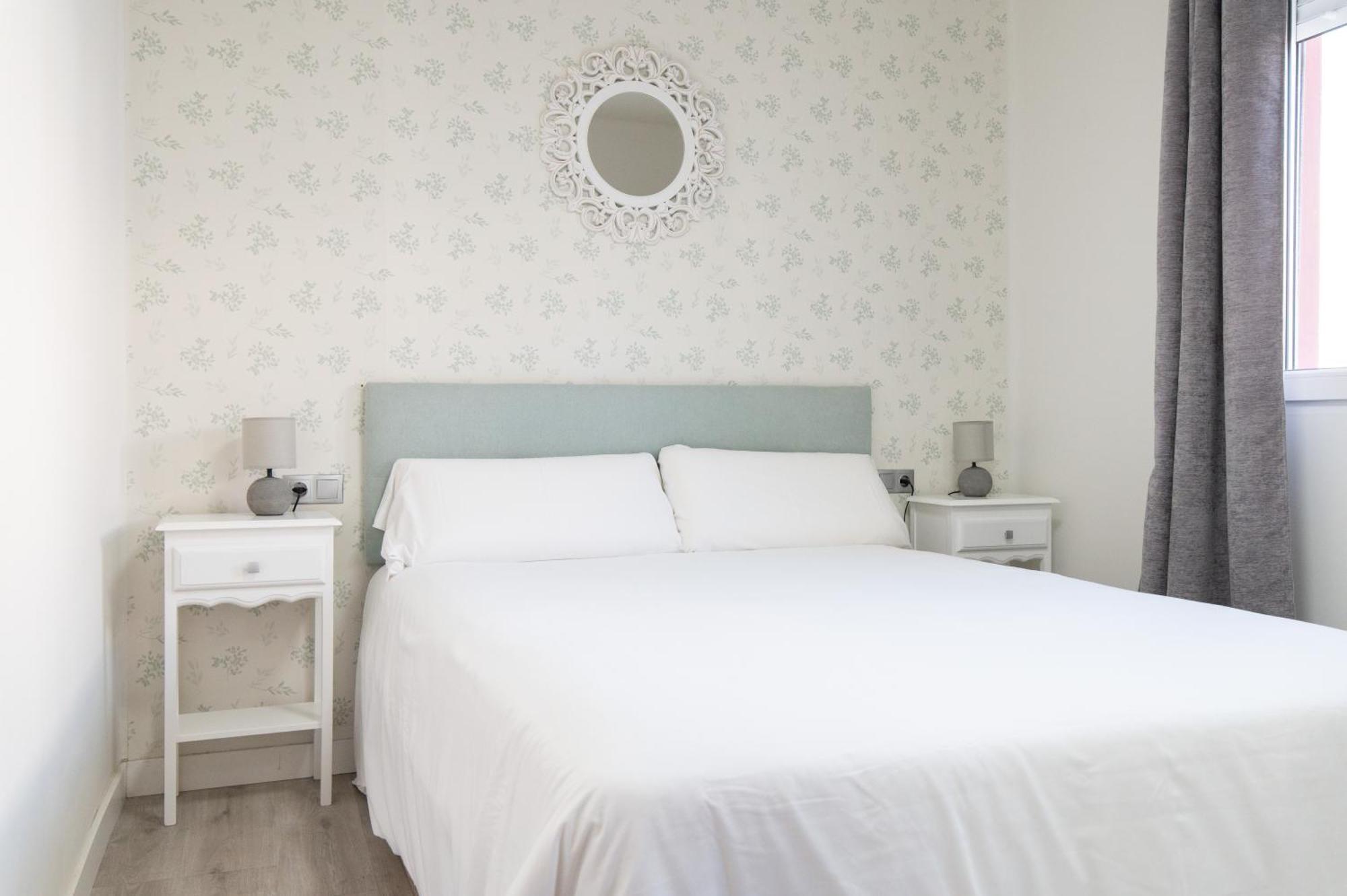Apartamento Triana Habitame Inmobiliaria Seville Exterior photo